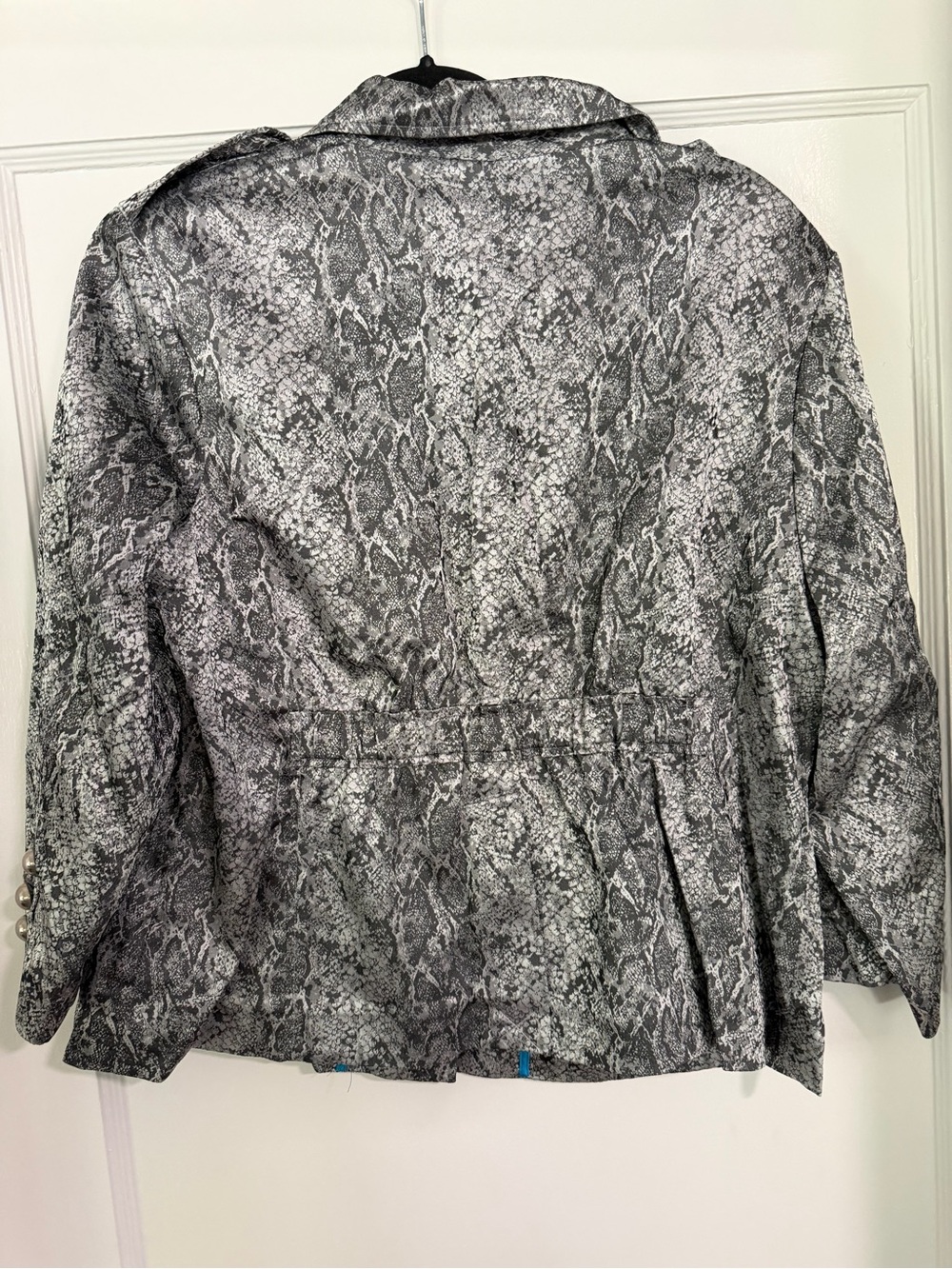 Joan Rivers QVC Vintage Y2K Silver and Black Shimmery Snakeskin Blazer XL - Picture 2 of 10
